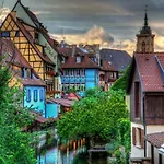At In The Center Of Lägenhet Colmar